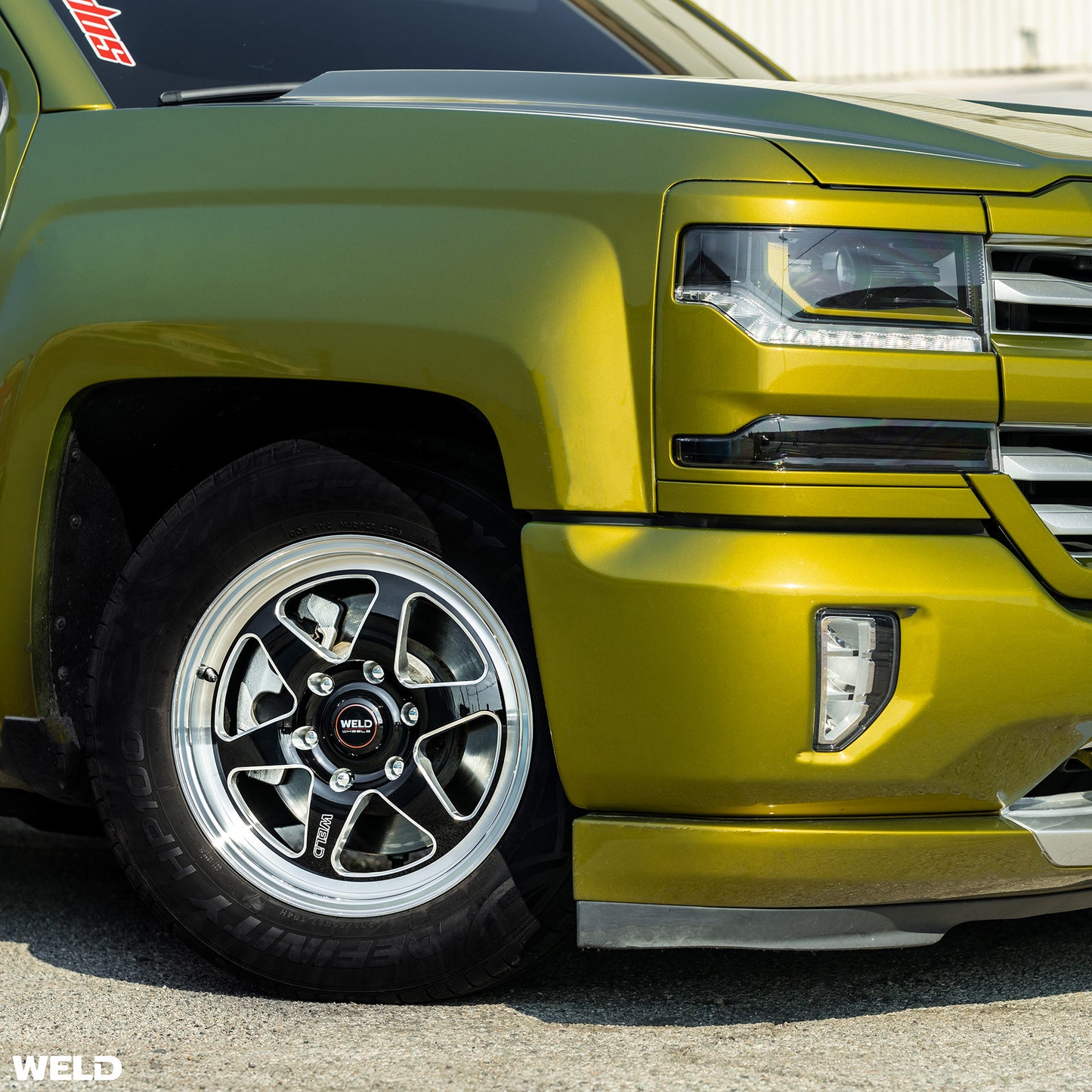 Weld Performance Ventura 6 Drag Gloss Black Wheels